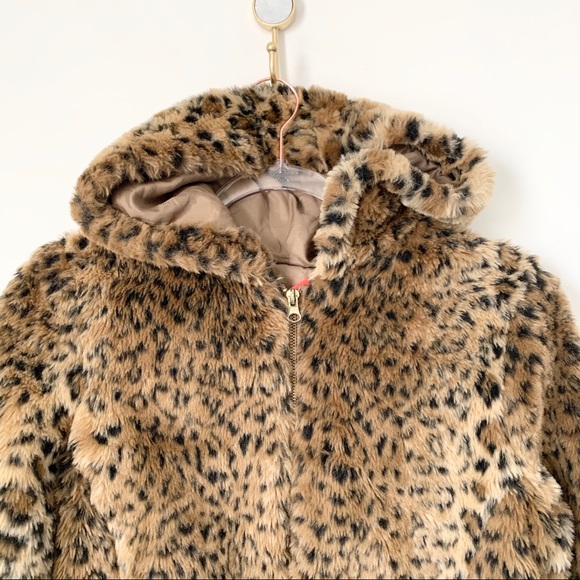 UO Lux Leopard Faux Fur Bomber Jacket - Picture 4 of 7